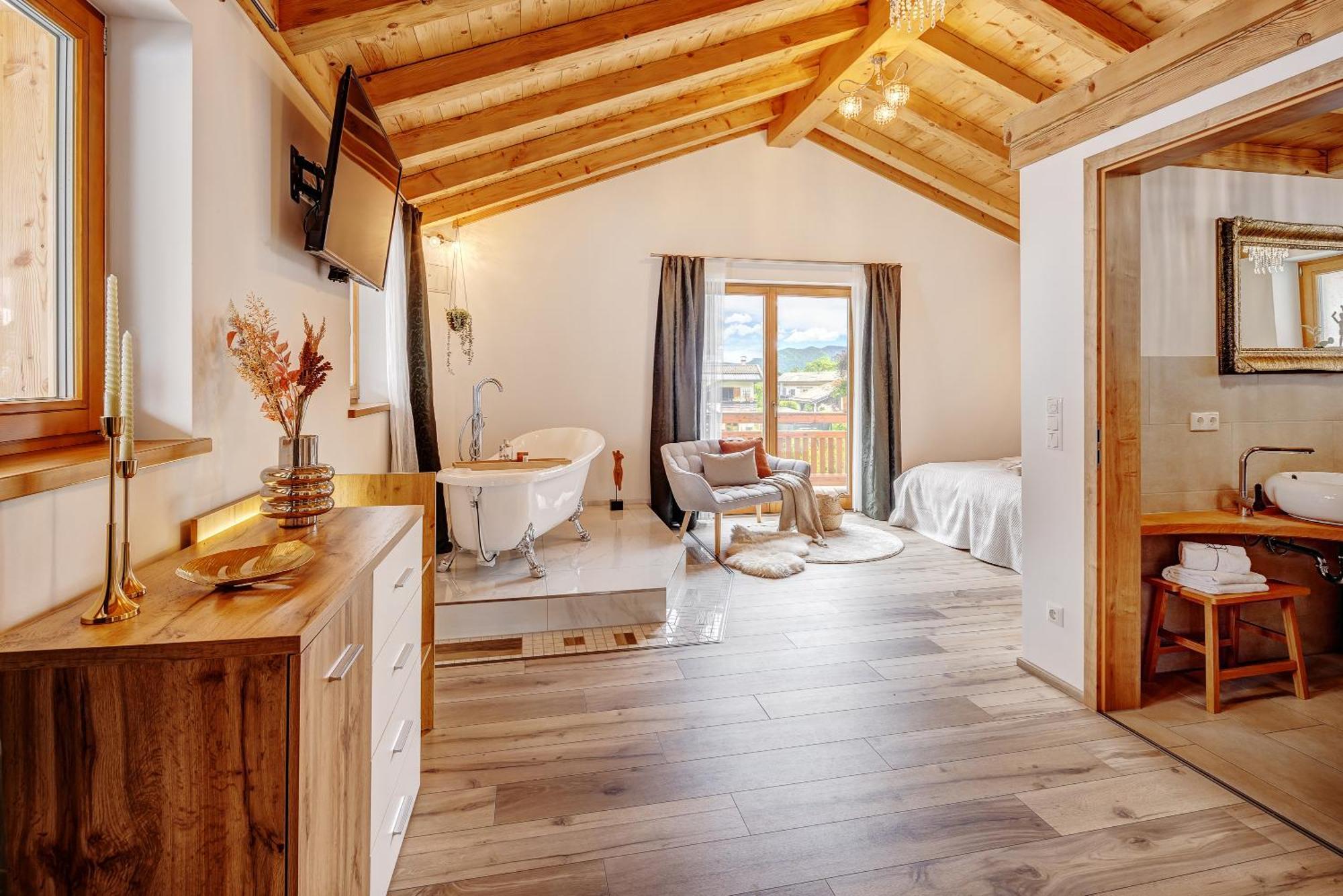 Landhaus Trinis - Kleine Kaffee Tee Theke Mit Kuehlschrank - Parkplatz ร็อทท์อาค-เอเกิร์น ภายนอก รูปภาพ